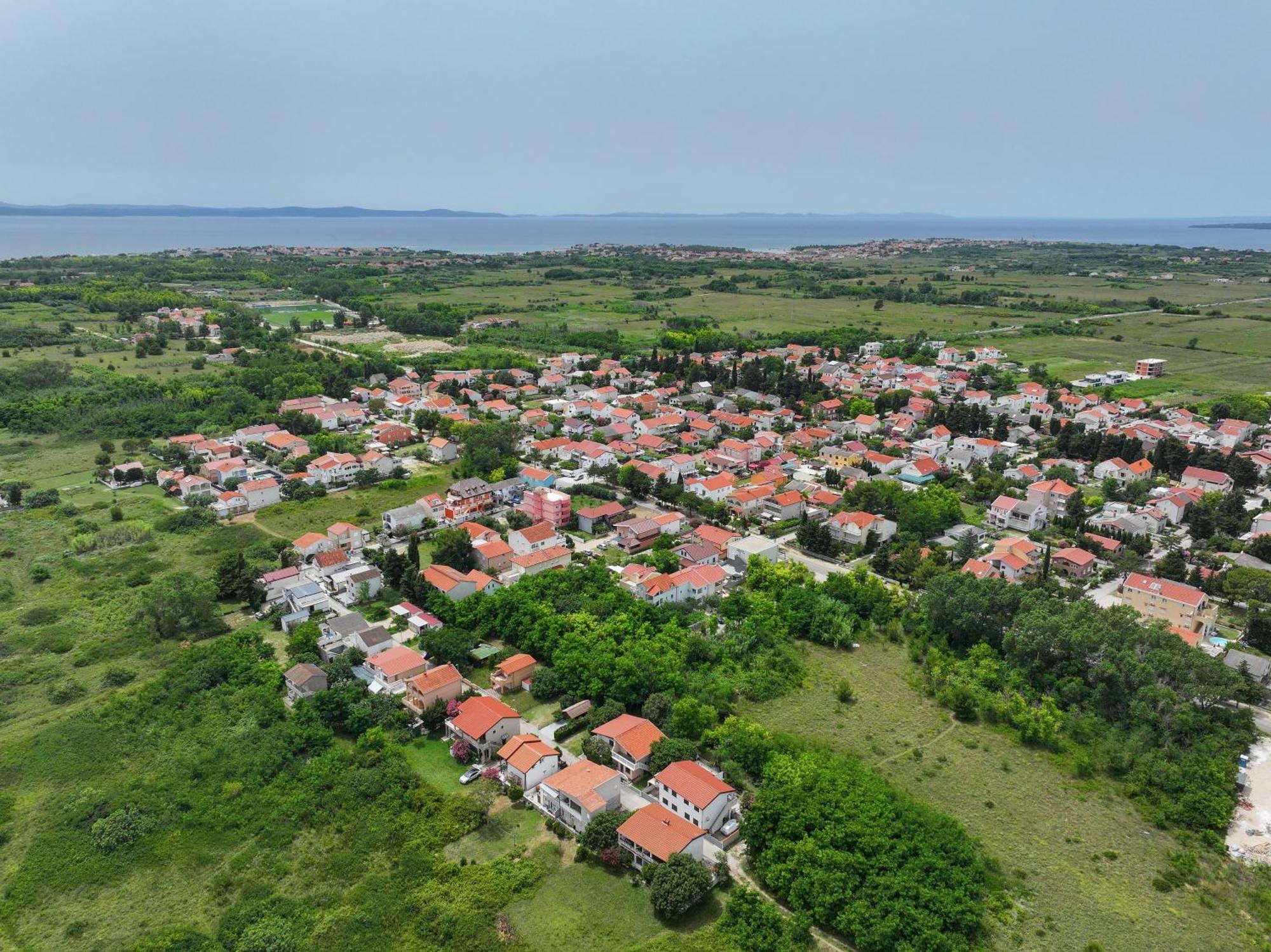 Apartments Kika Нин Екстериор снимка