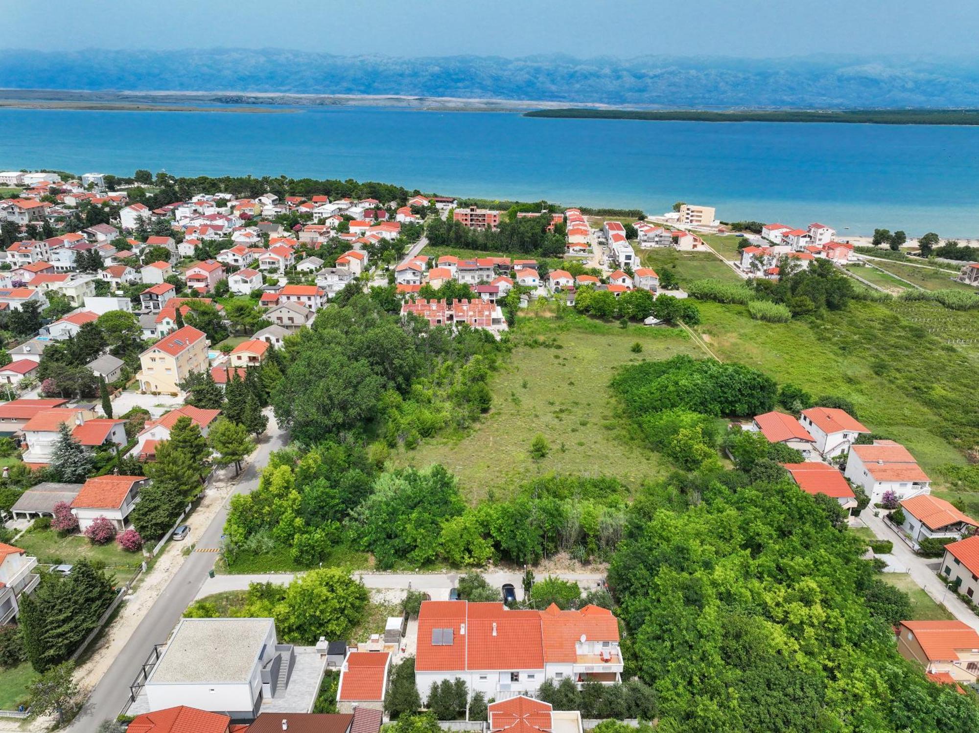 Apartments Kika Нин Екстериор снимка