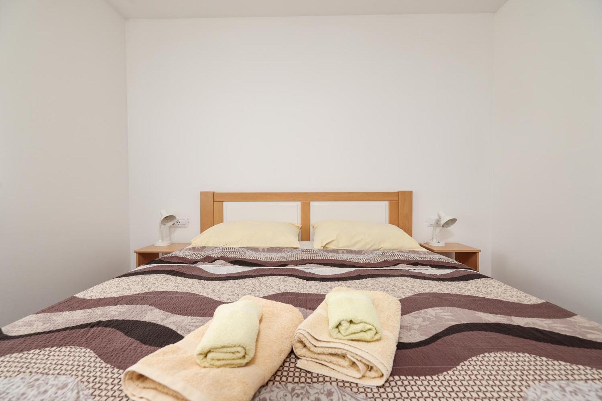 Apartments Kika Нин Екстериор снимка