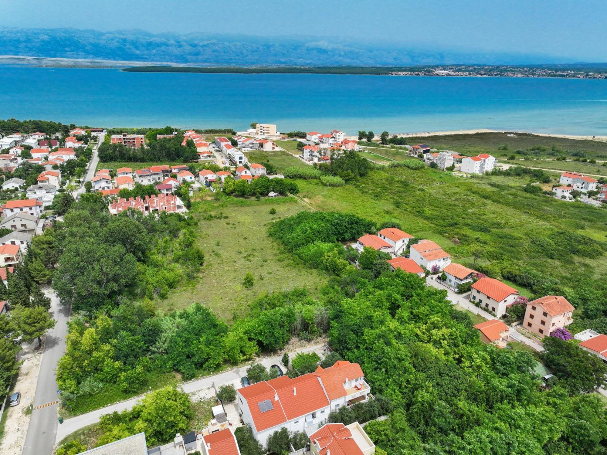 Apartments Kika Нин Екстериор снимка